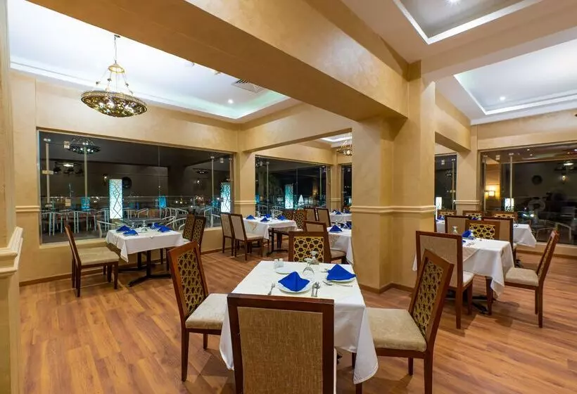 Akassia Swiss Resort