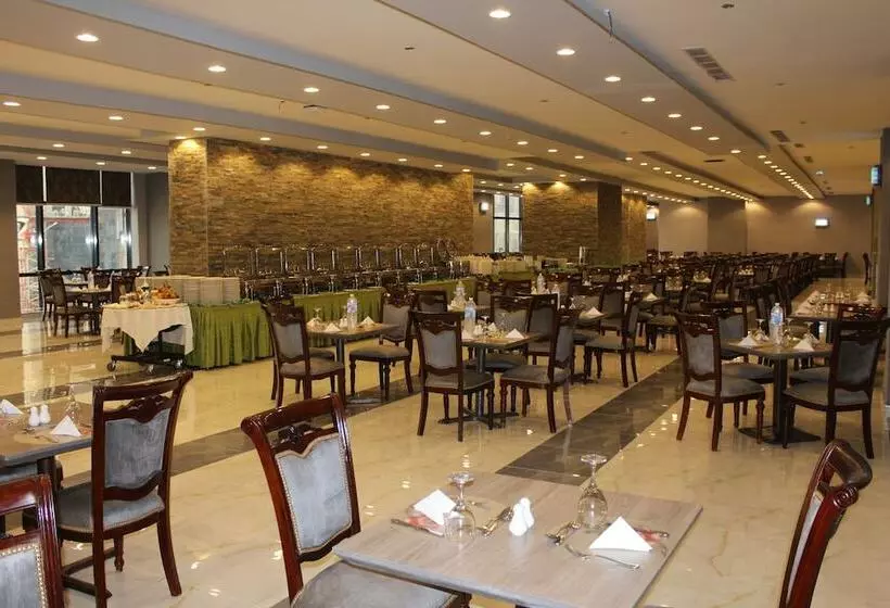 Hotel Al Safwah Orchid