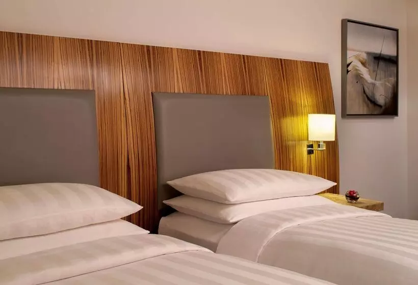 فندق Andaz Capital Gate Abu Dhabi, By Hyatt