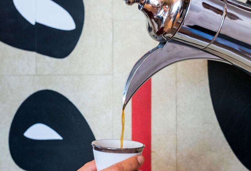 فندق Andaz Capital Gate Abu Dhabi, By Hyatt