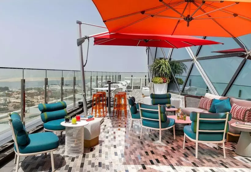 فندق Andaz Capital Gate Abu Dhabi, By Hyatt