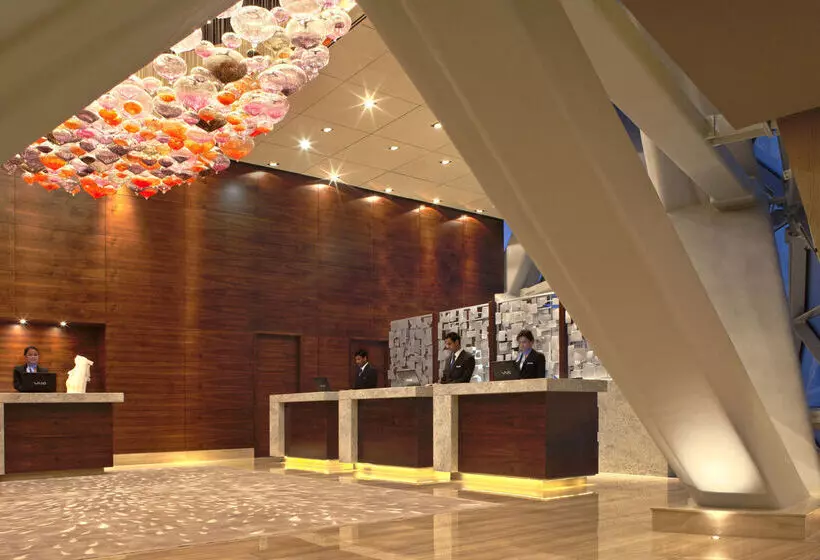 فندق Andaz Capital Gate Abu Dhabi, By Hyatt