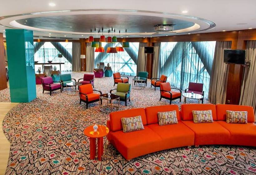 فندق Andaz Capital Gate Abu Dhabi, By Hyatt