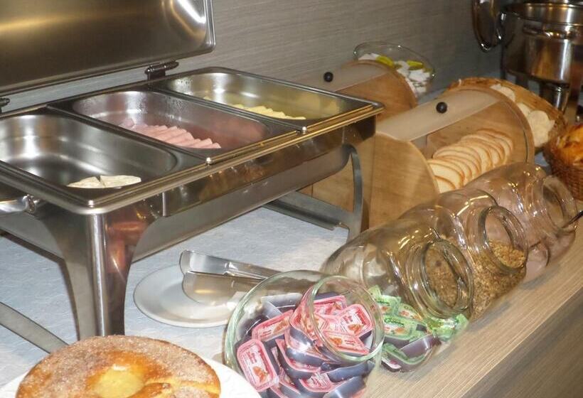 Отель Attiê Park