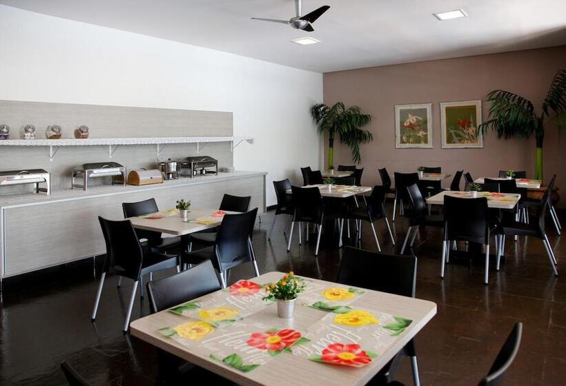 Отель Attiê Park