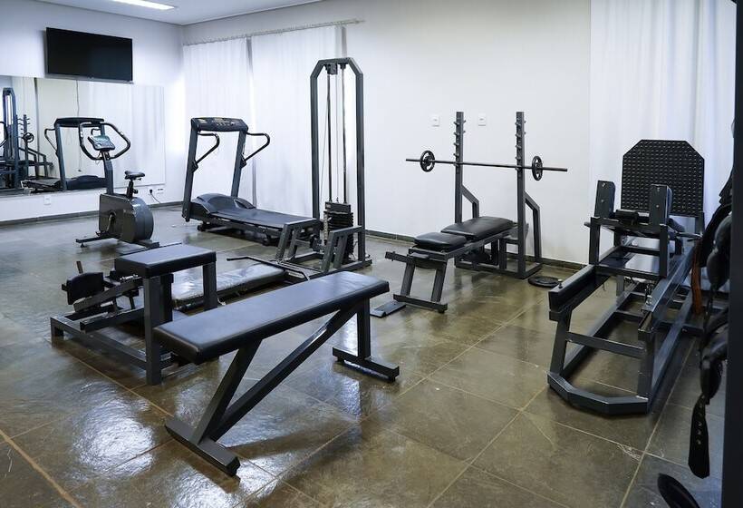 Отель Attiê Park