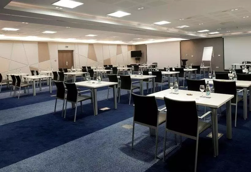 בית מלון כפרי Barcelo Fes Medina