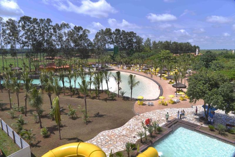 Отель Barretos Country Thermas Resort