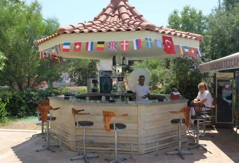 ホテル Dalyan Tezcan