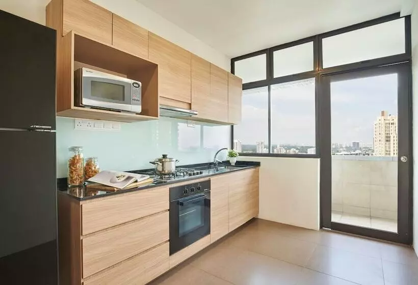 هتل Far East Plaza Residences