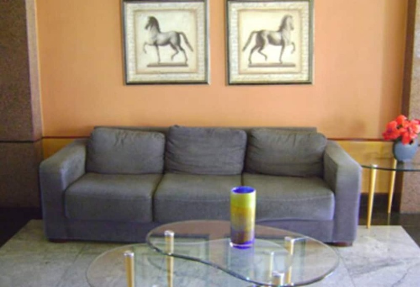 هتل Monumental Bittar