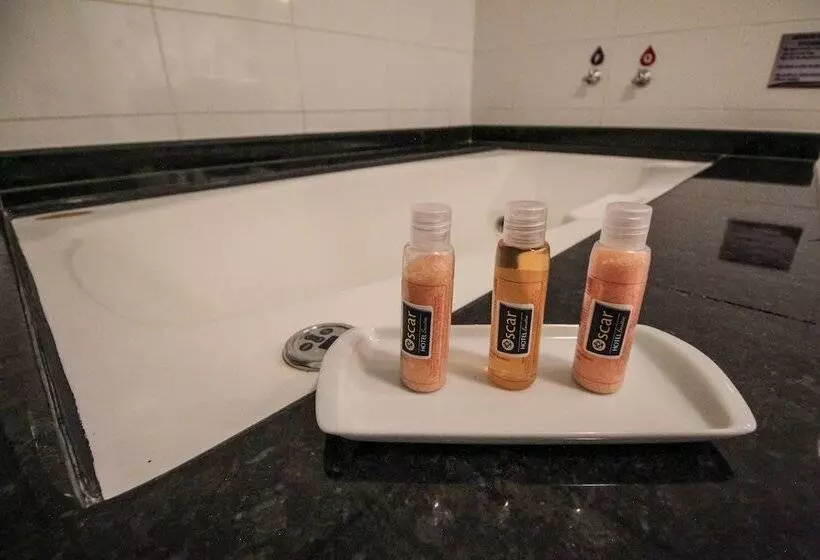 Oscar Hotel Executive