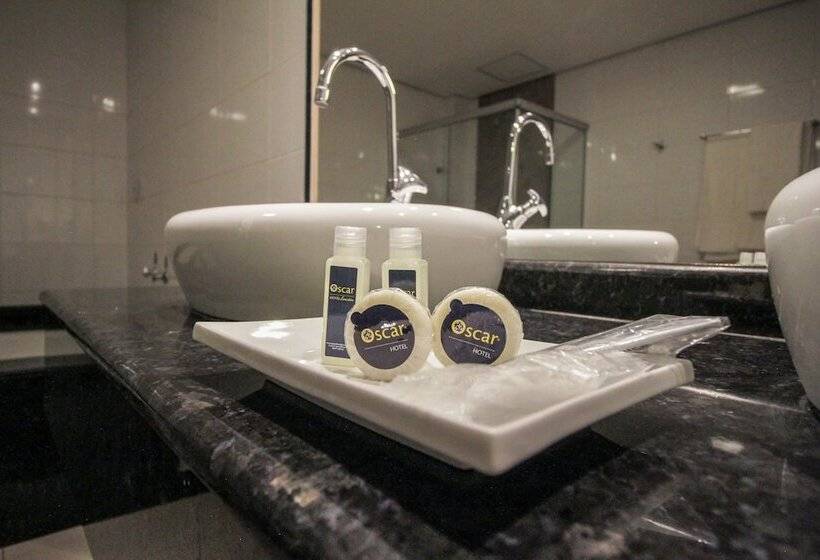 Oscar Hotel Executive