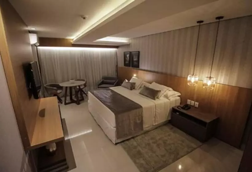 Oscar Hotel Executive