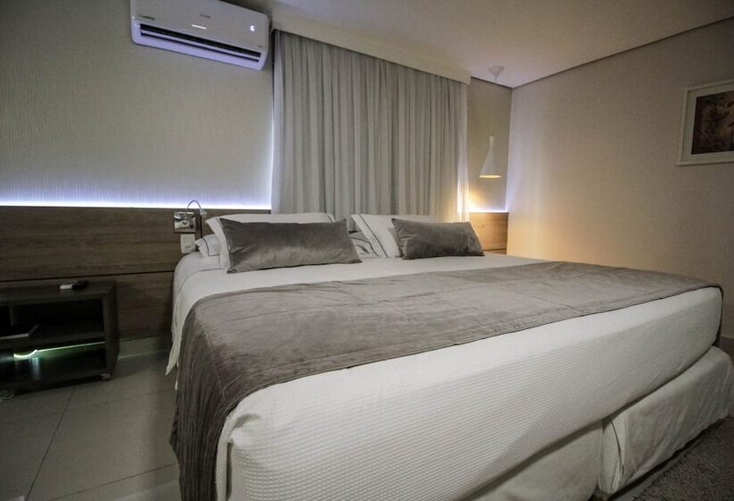 Oscar Hotel Executive