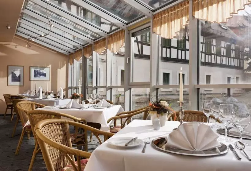 酒店 Schloss Schweinsburg