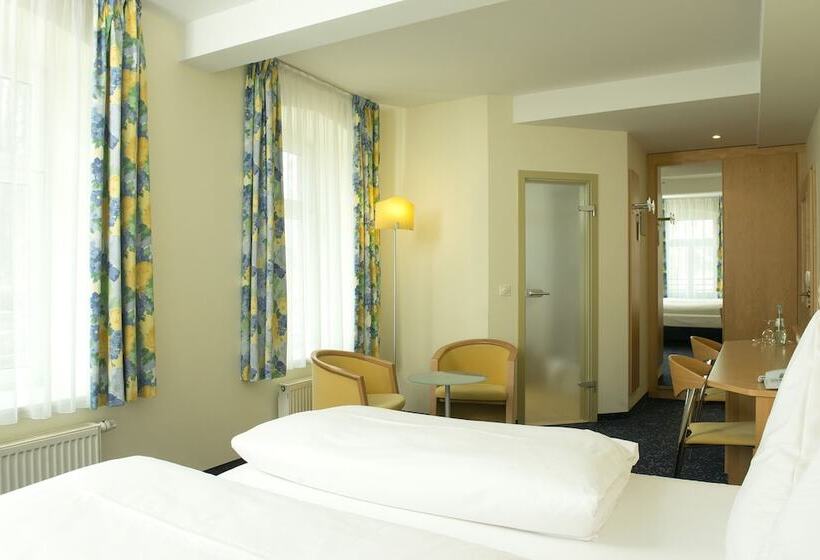 酒店 Schloss Schweinsburg