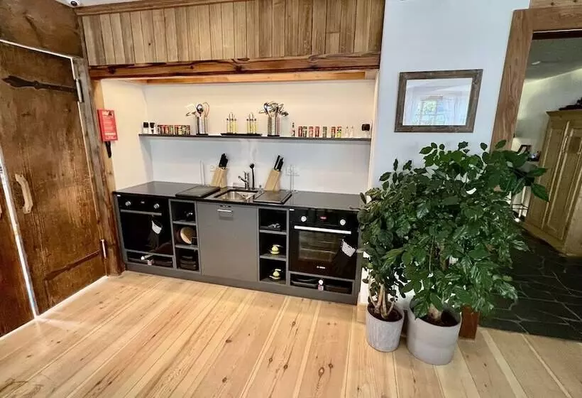 酒店 Spannort Family Home With Common Kitchen And Self Check In