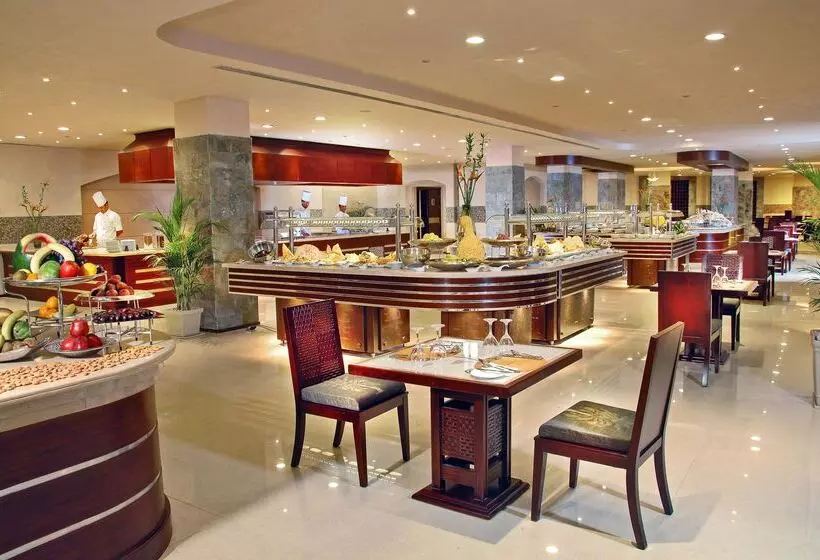 هتل Tropitel Sahl Hasheesh