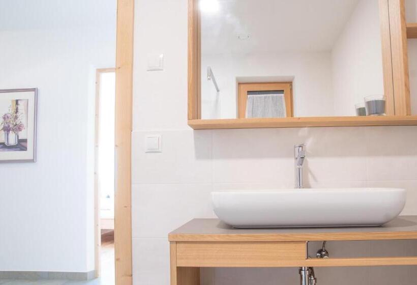 Отель Tschott Hof