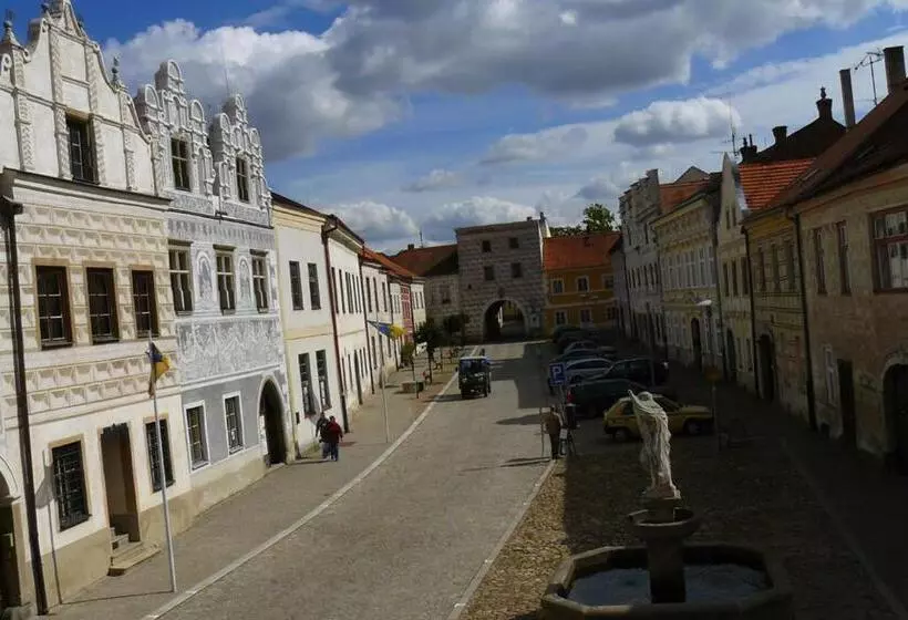 Majatalo Apartmány U Sv. Floriána