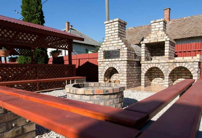 Пансион Boróka Vendégház Túrkeve