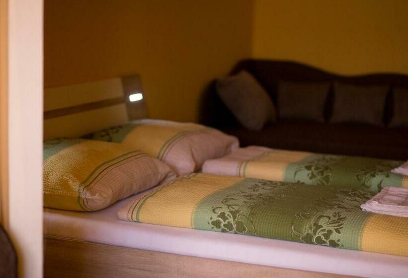 Пансион Boróka Vendégház Túrkeve