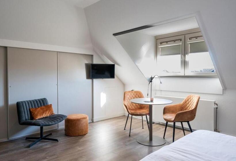 B&b Witvliet, Kamers En Studio Met Heerlijk Ontbijt !