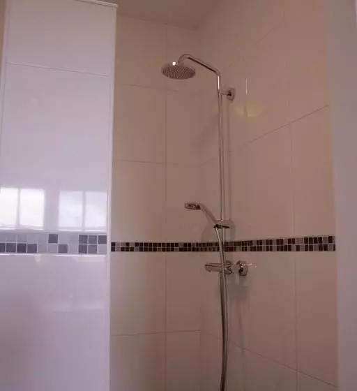 ベッドアンドブレックファースト De Beddestee