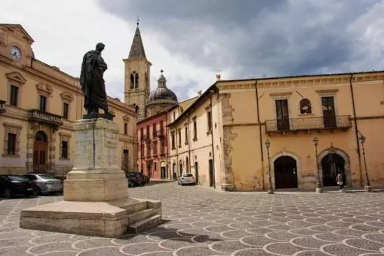 تختخواب و صبحانه Dietro Piazza Maggiore