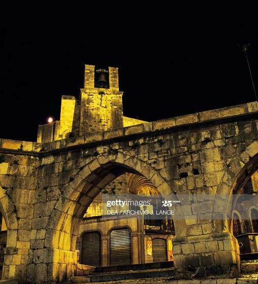 ベッドアンドブレックファースト Dietro Piazza Maggiore