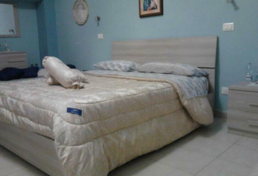 ベッドアンドブレックファースト Dietro Piazza Maggiore