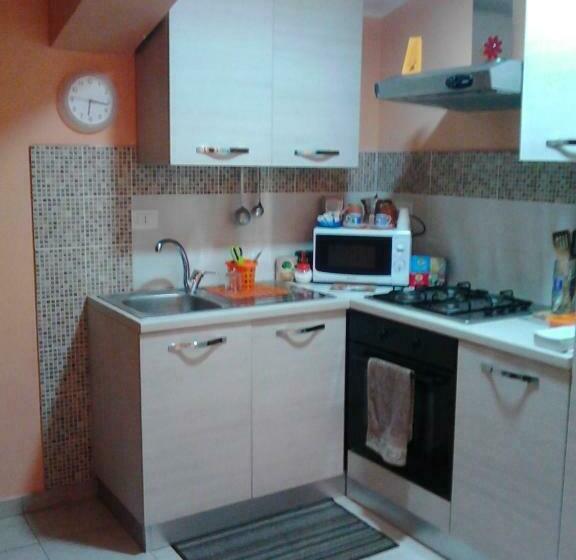 ベッドアンドブレックファースト Dietro Piazza Maggiore