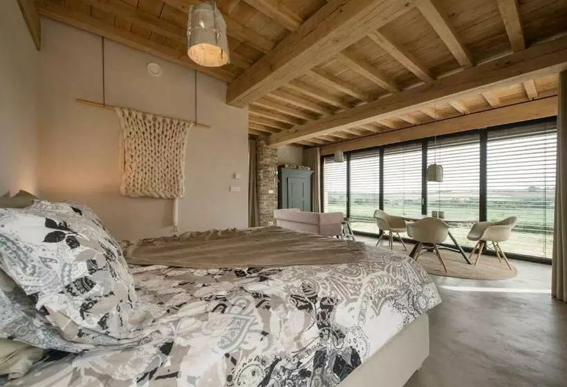 Aamiaismajoitus (B&B) Domein Holset Bruisendwijnhuis