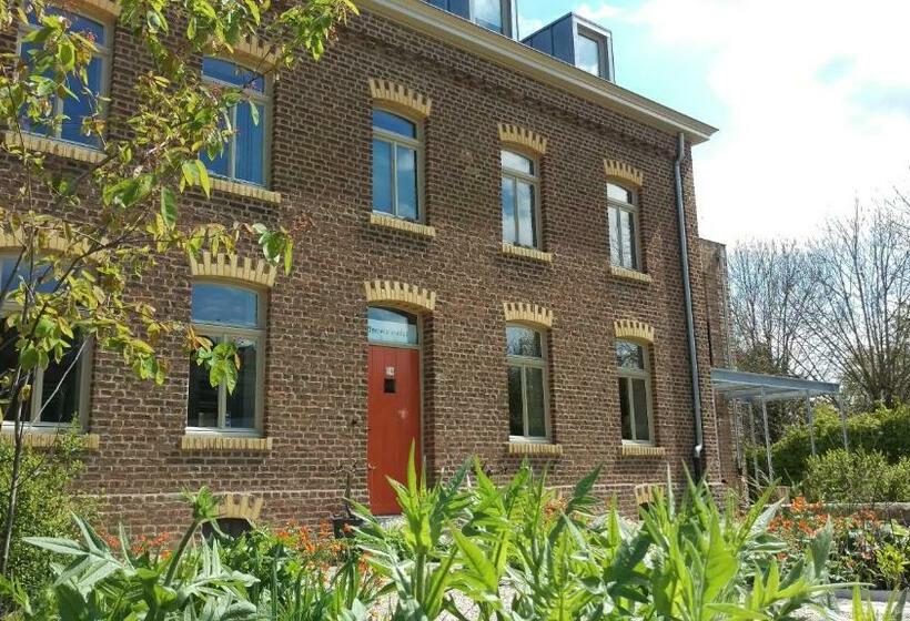 민박 Domein Holset Bruisendwijnhuis