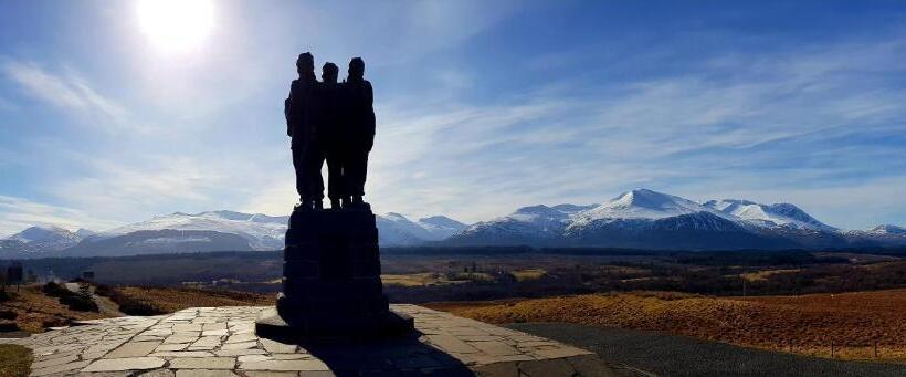 مبيت وإفطار Letterfinlay Lodge House