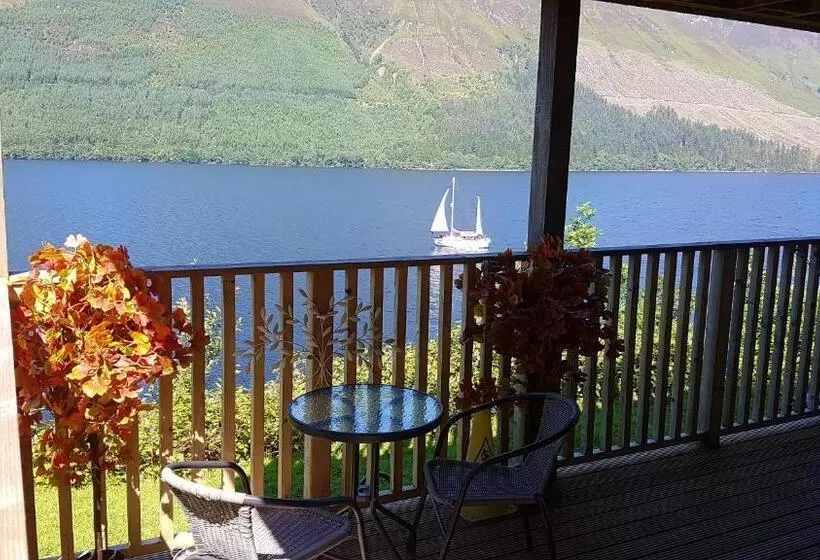 Aamiaismajoitus (B&B) Letterfinlay Lodge House