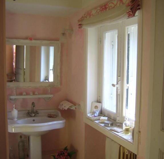 تختخواب و صبحانه Villa La Croix Basque