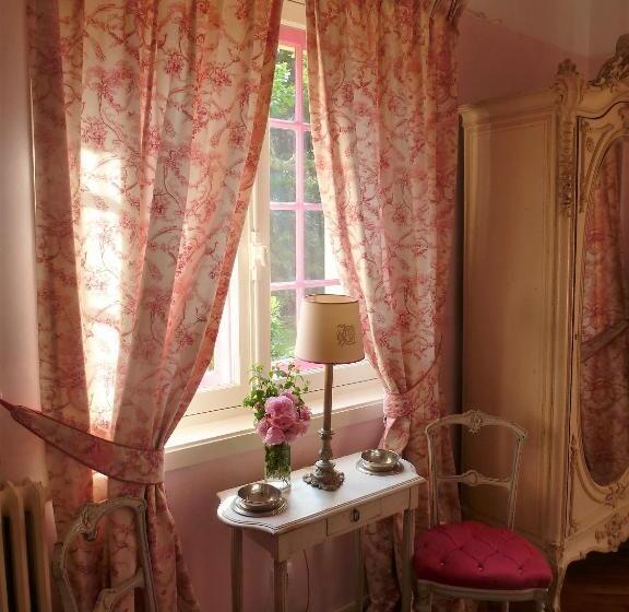 تختخواب و صبحانه Villa La Croix Basque