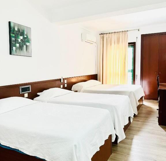 호텔 Residencial Dona Teresa