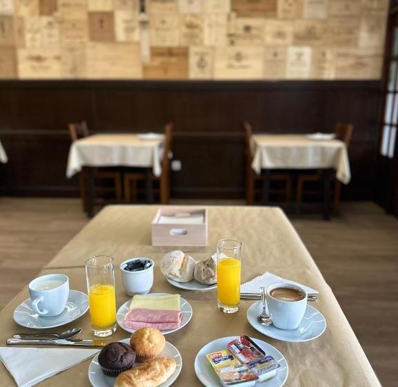 호텔 Residencial Dona Teresa