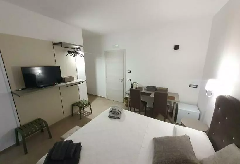 ペンション Blue Velvet Rooms