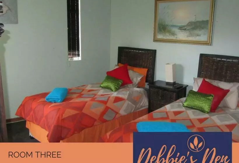 Majatalo Debbie S Den