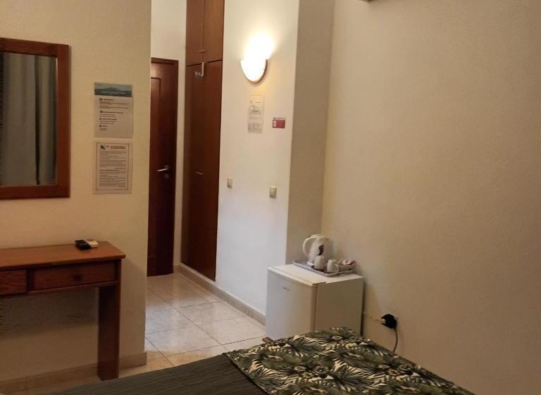 پانسیون Hospedaria Descansa Pernas