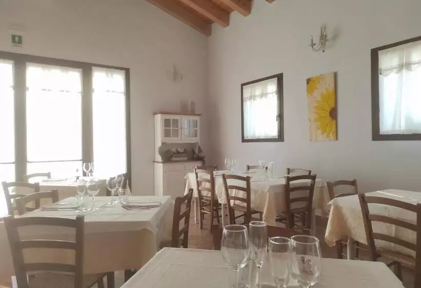 ベッドアンドブレックファースト Agriturismo Honey Farm