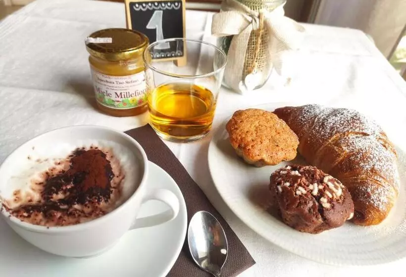 ベッドアンドブレックファースト Agriturismo Honey Farm