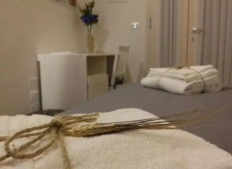 ベッドアンドブレックファースト Agriturismo Honey Farm