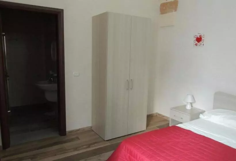 Aamiaismajoitus (B&B) Le 5 Volte