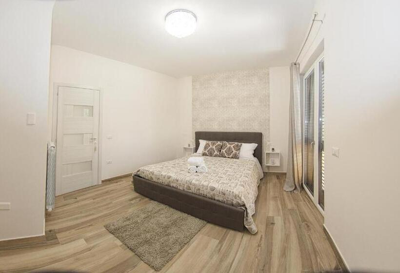 ベッドアンドブレックファースト Villa C Luxury Estate