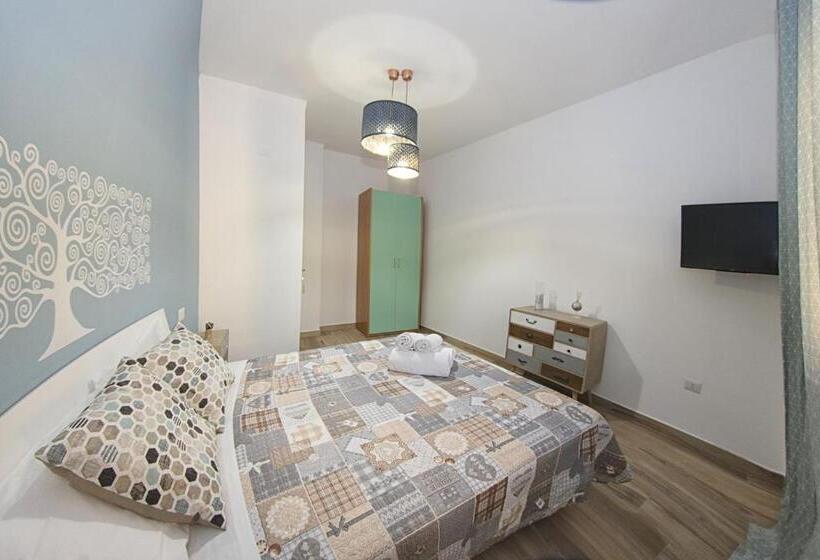 ベッドアンドブレックファースト Villa C Luxury Estate